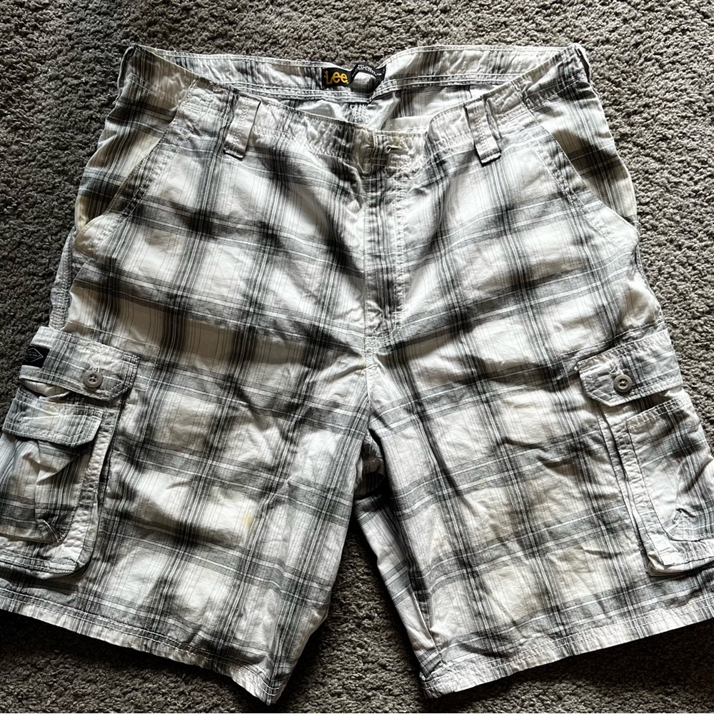 Lee Gray Plaid Cargo Shorts